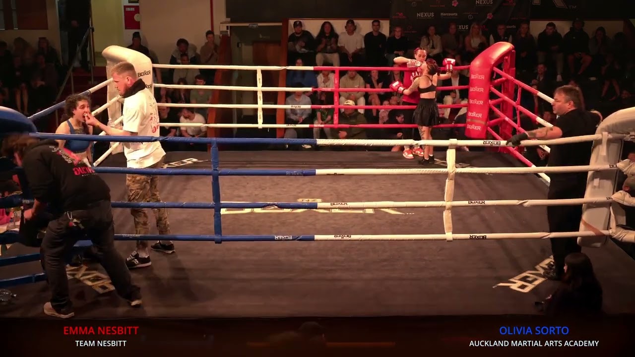 Emma Nesbitt  Boxing Rnd 2 stoppage