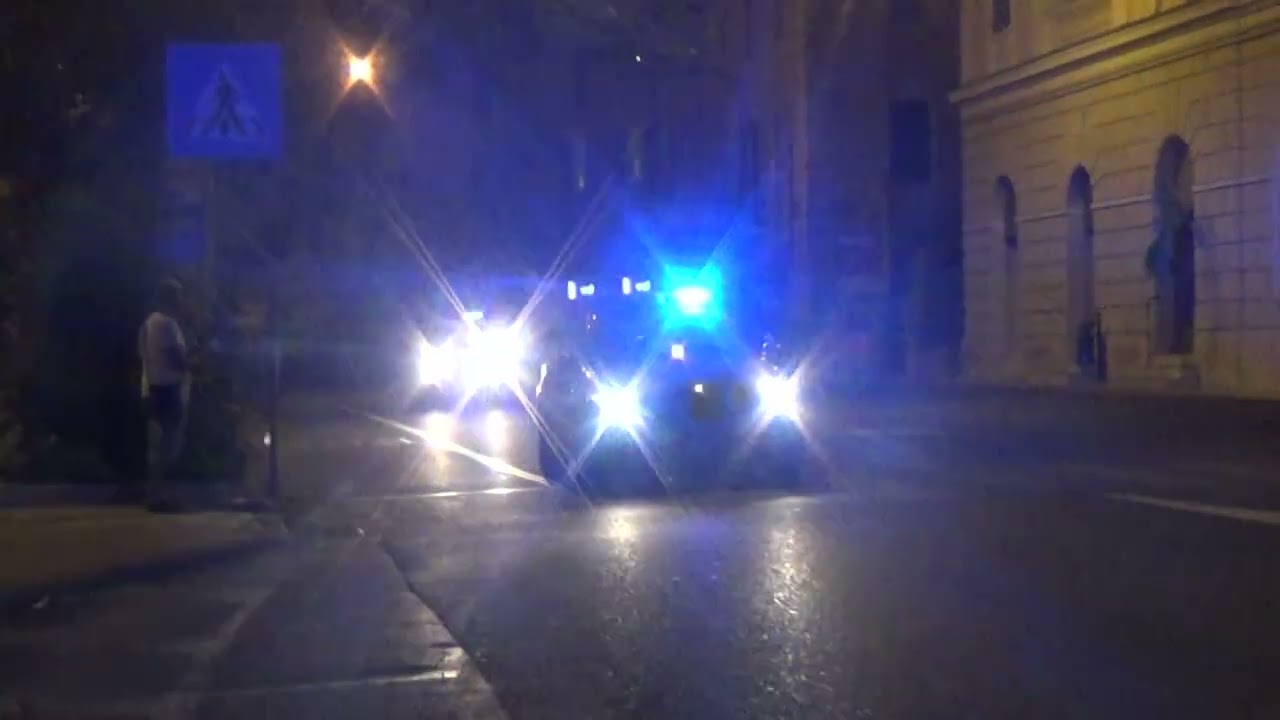 [SCORTA] Ambulanza 1-461 CRI Sanremo + Alfa Giulietta Polizia di Stato+ Automedica ALFA-2 in sirena
