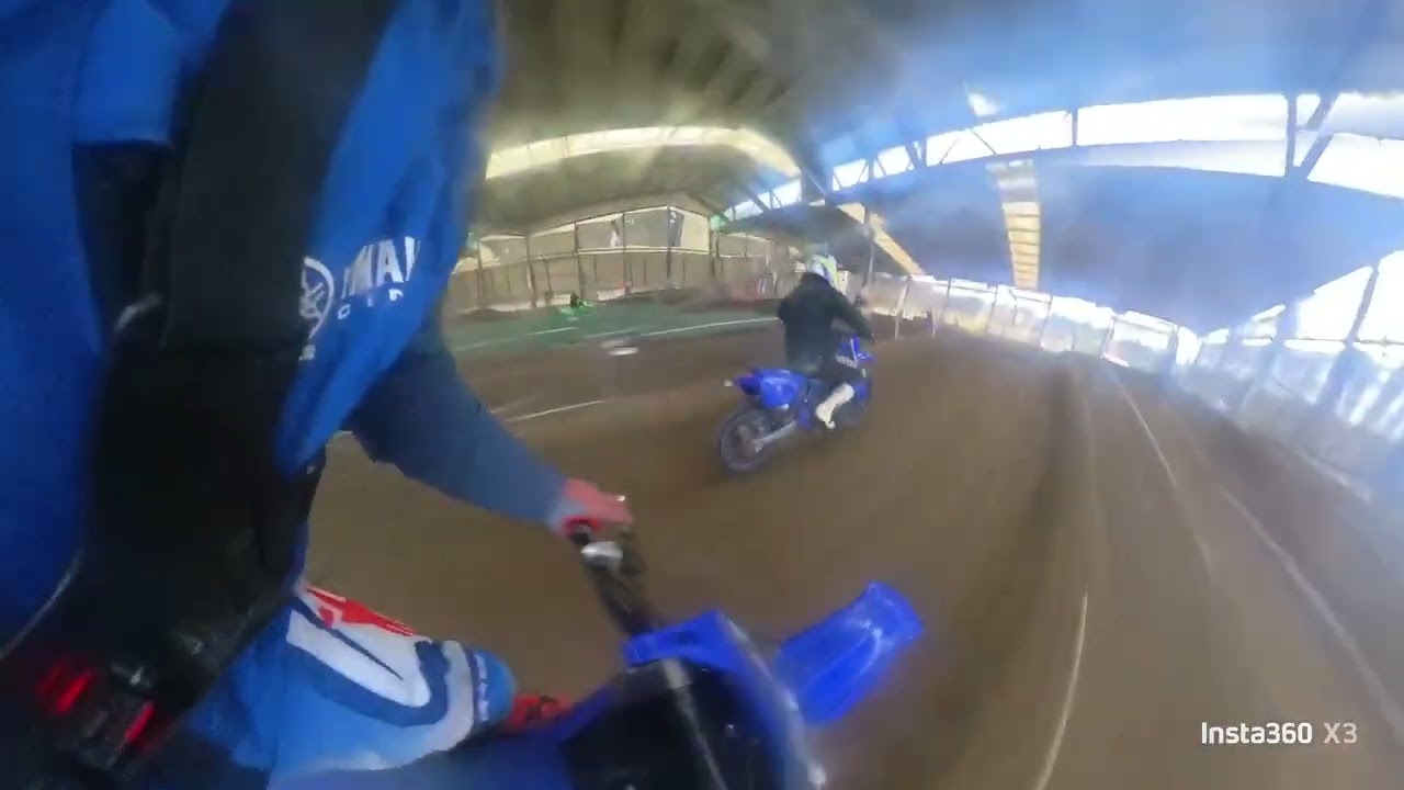 GYTR YZ125 POV AMC GENK INDOOR VS 1998 YZ125 *YZ250 ALMOST DIES*