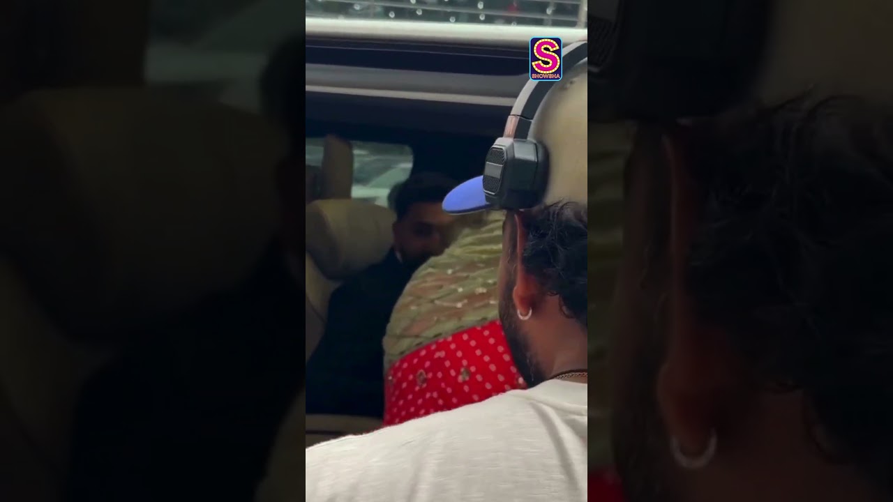 Rohit Sharma & Ritika Sajdeh Arrive in Style for Padma Awards Ceremony | Viral Moments | N18S