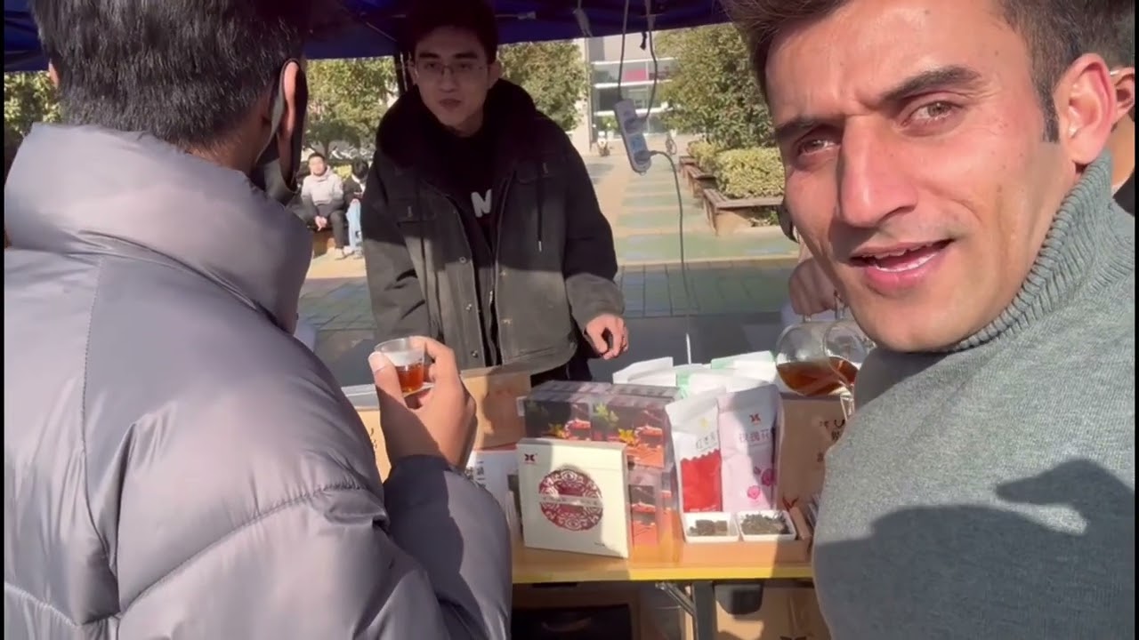 1st Vlog in China New Year Food Festival, Zaidee Official.