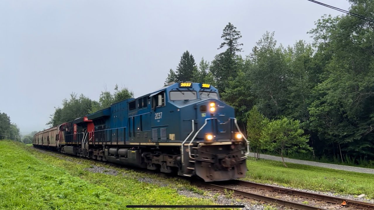 BIG BLUE LEADS/CREEPY HORN! GECX 2037 Leads CN L594 Eastbound Through Rothesay!