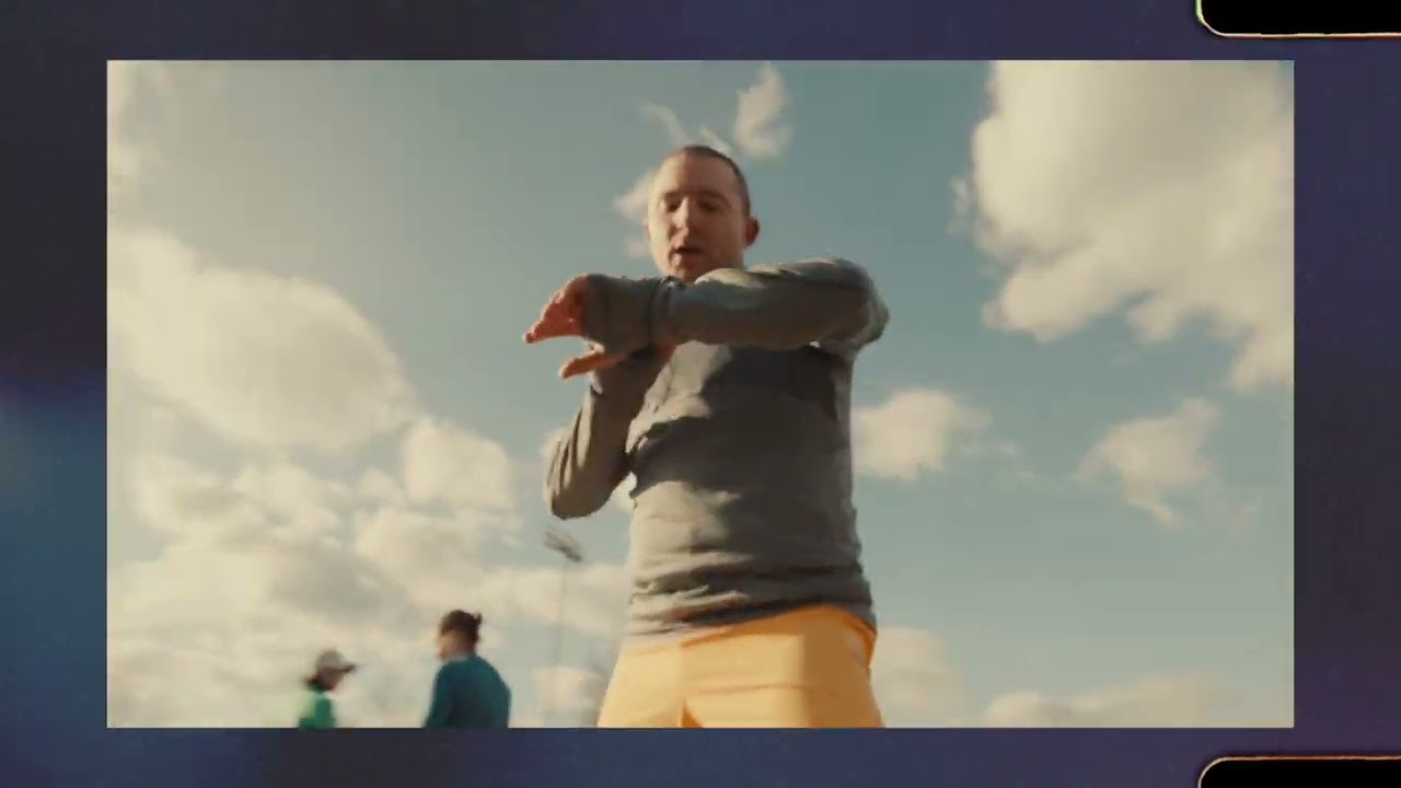 Feel the energy of the run with Puma MagMax.