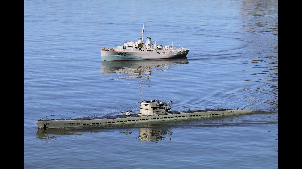 U-181 and HMS Bluebell (K80) in action