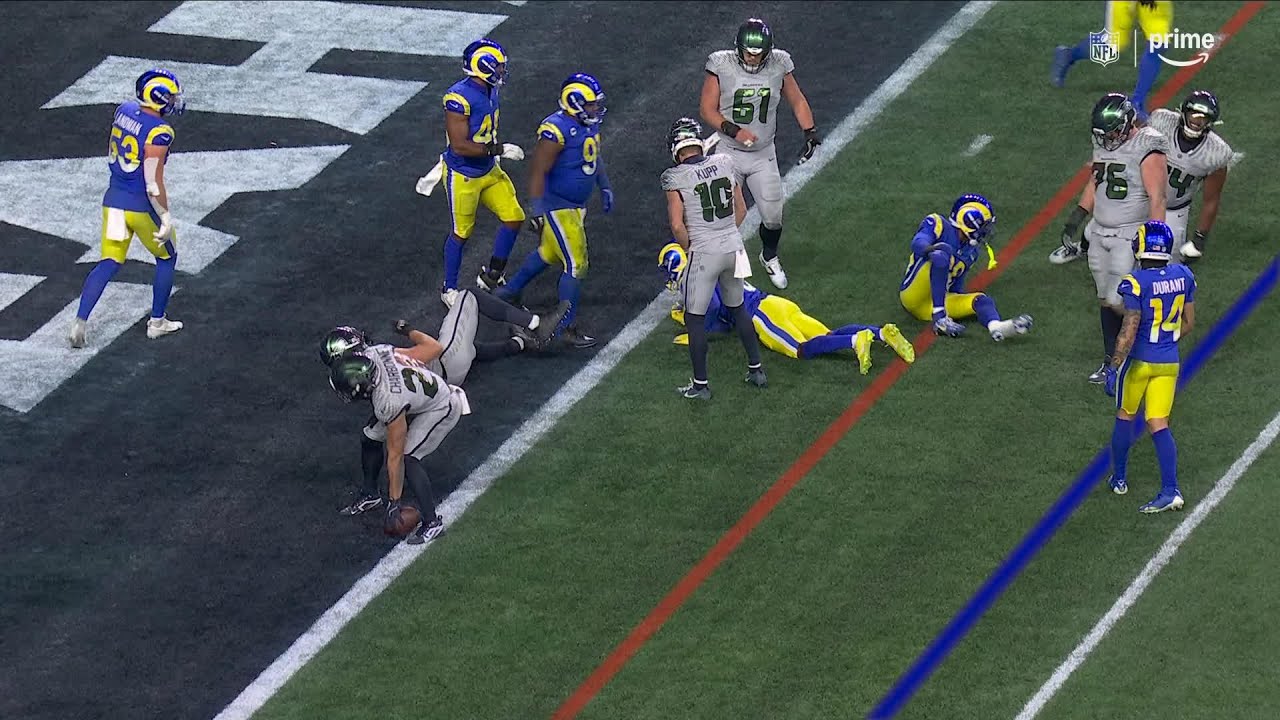 THE CRAZIEST TWO-POINT CONVERSION EVER!