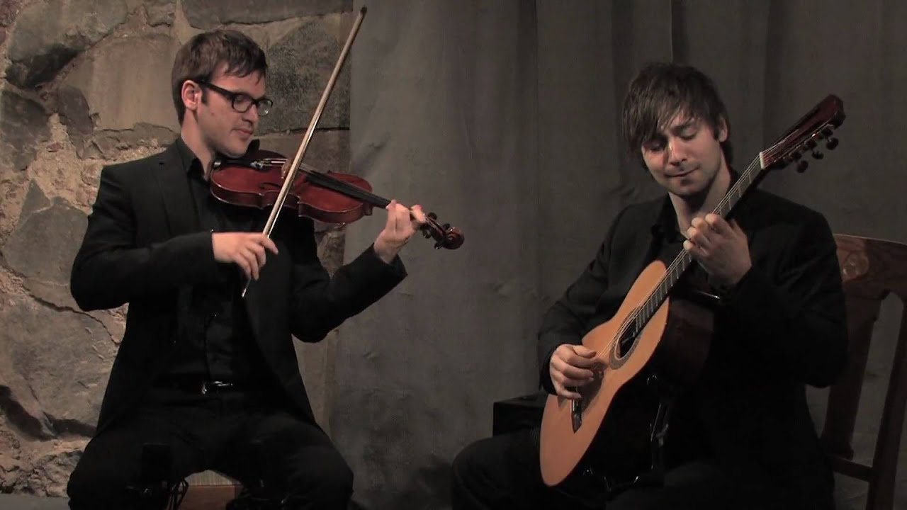 Duo KeMi plays Piazzolla: History of the Tango - Bordel 1900