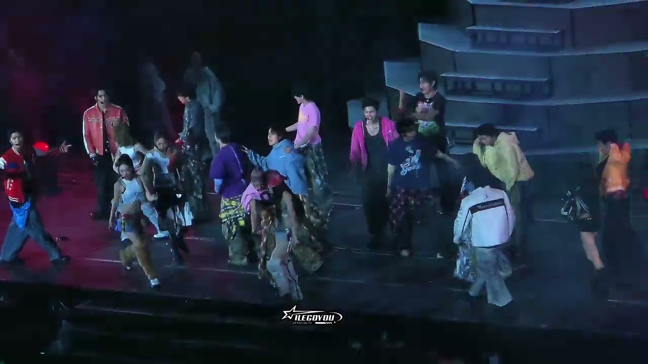 15.02.26 : Who Says + Fantastic baby #Lego_Rapeepong #RISERCONCERTD3