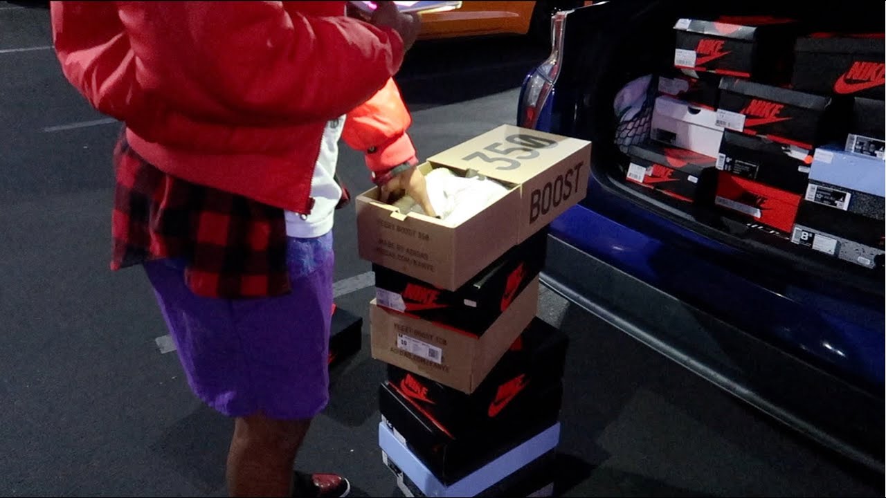 Kid brings 10k worth of shoes to parking lot sneaker meetup...