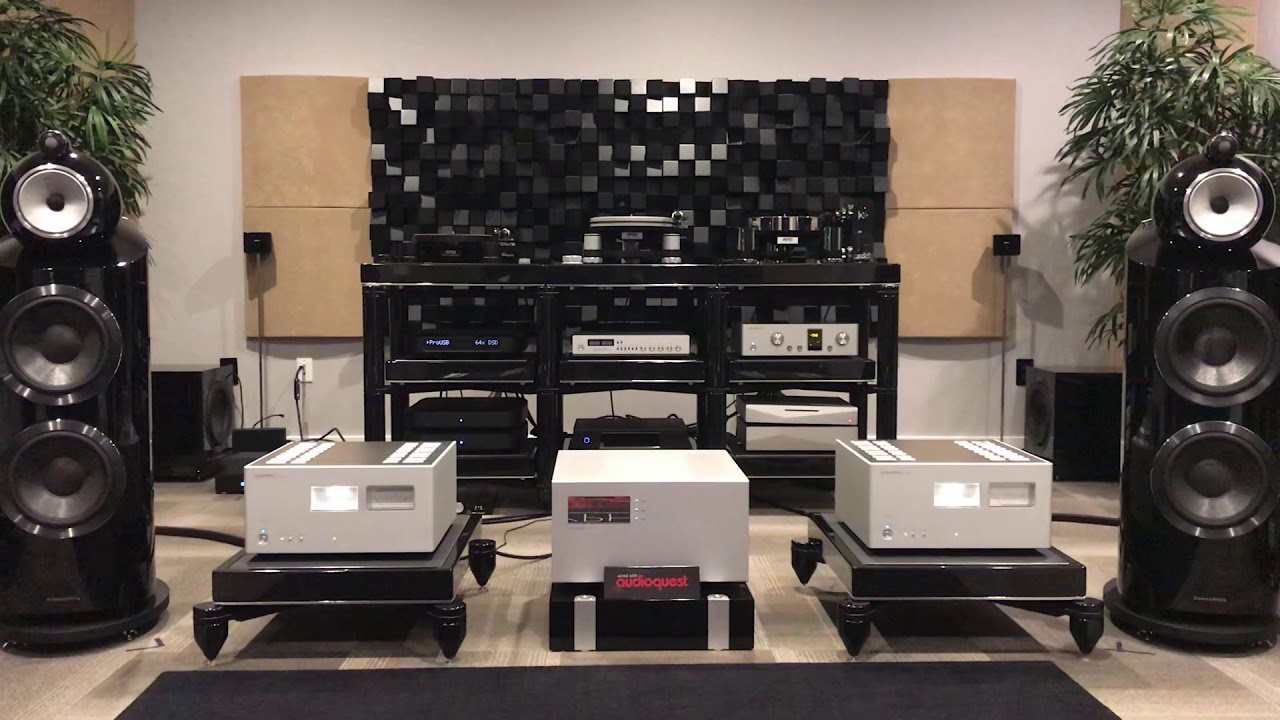 B&W 800D3, Luxman M900u Monos, C900u preamp, MSB DAC