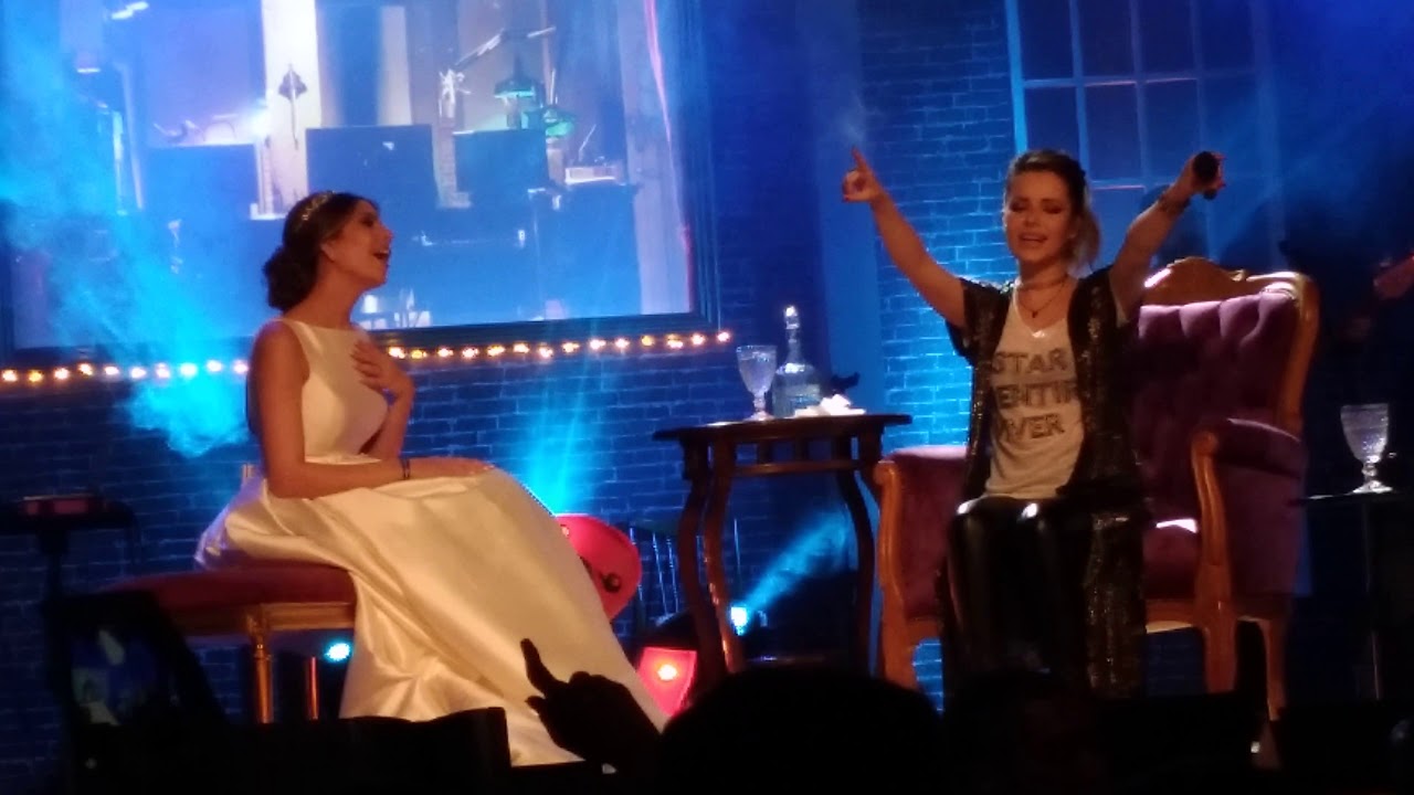Sandy canta Tempo para noiva em Fortaleza (10/11/2018)