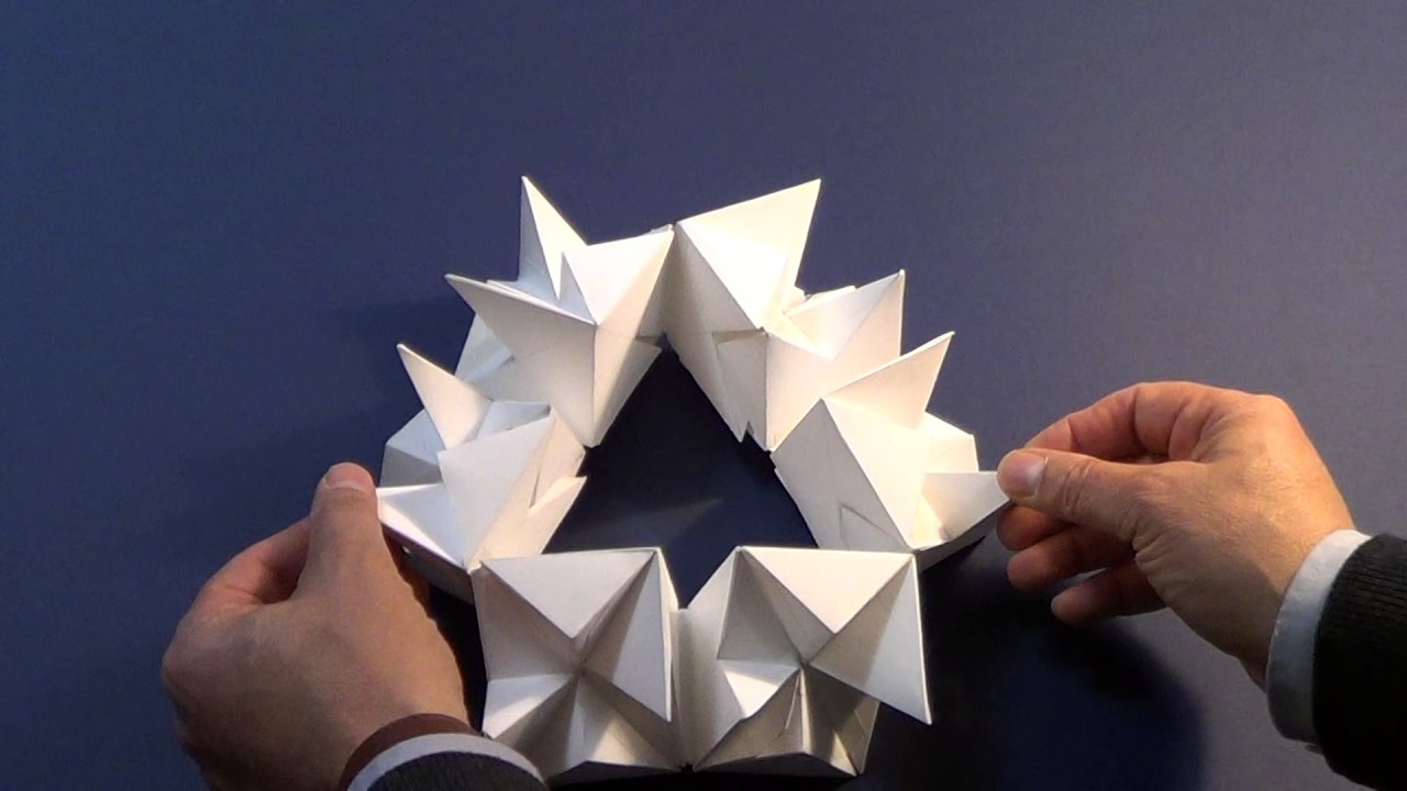 Modello di Geometria Rotatoria, catena triangolare di Giorgio Scarpa