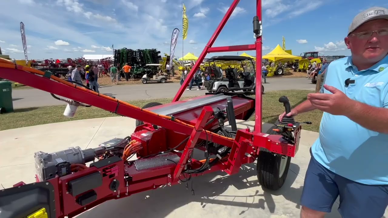 AGI smart auger adds safety, efficiency and analytics