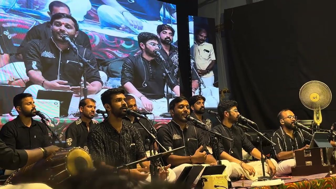 NandagovindamBhajans @ Nooranad Padanilam Parabrahma temple നന്ദഗോവിന്ദം-  പടനിലംപരബ്രഹ്മ ക്ഷേത്രം