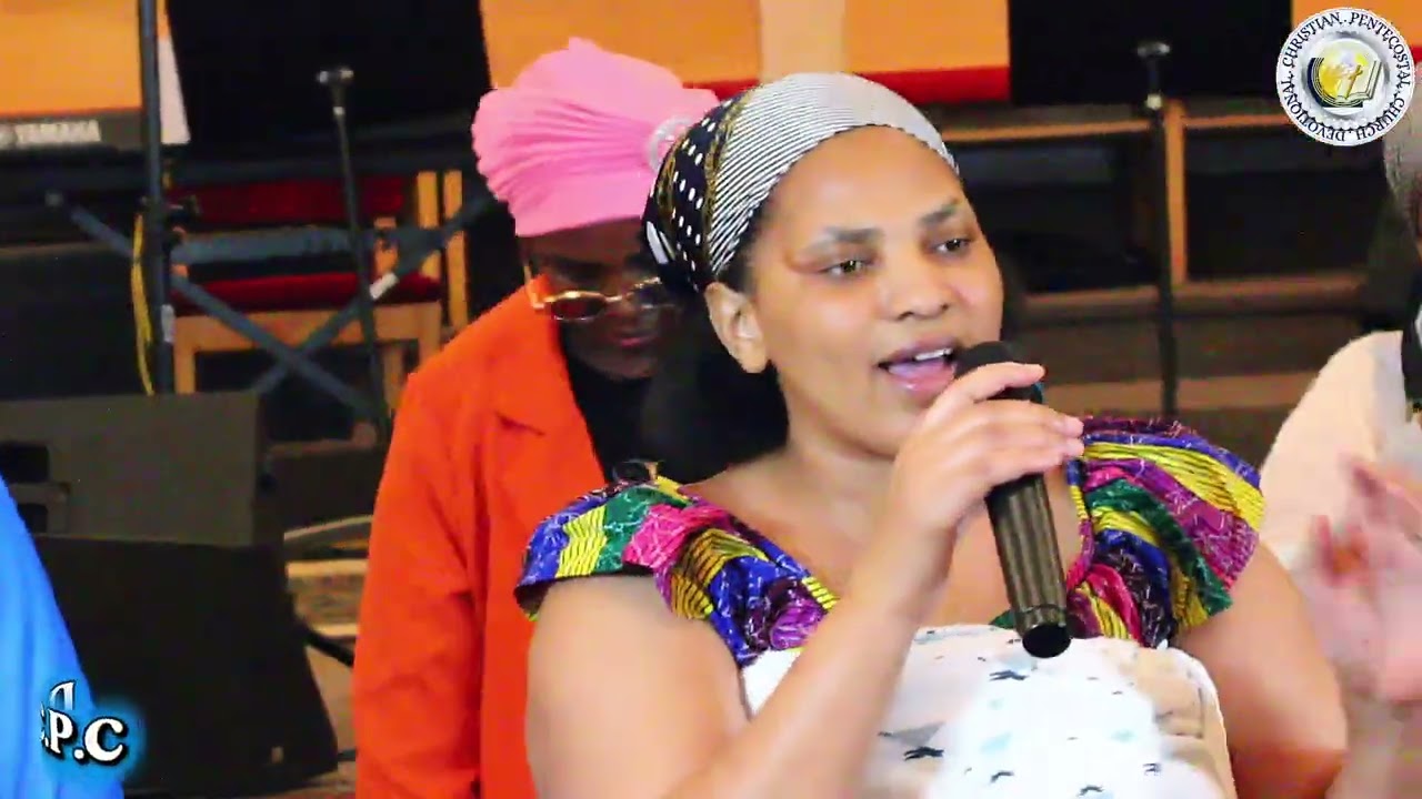 Mu ijuru ni igihugu cyiza cyane - El Shaddai Choir (Video) 