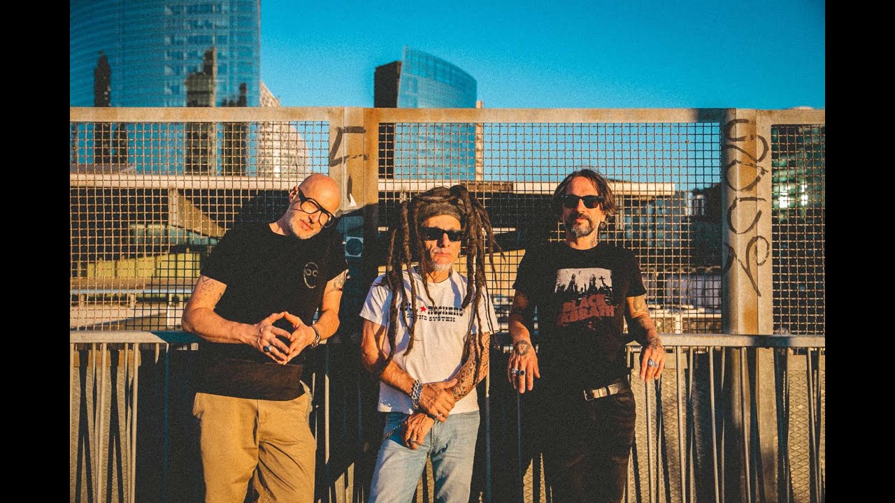 DJ ALADYN FEAT BUNNA & SATURNINO-WHEN I LOOK INTO YOUR EYES (OFFICIAL VIDEO)