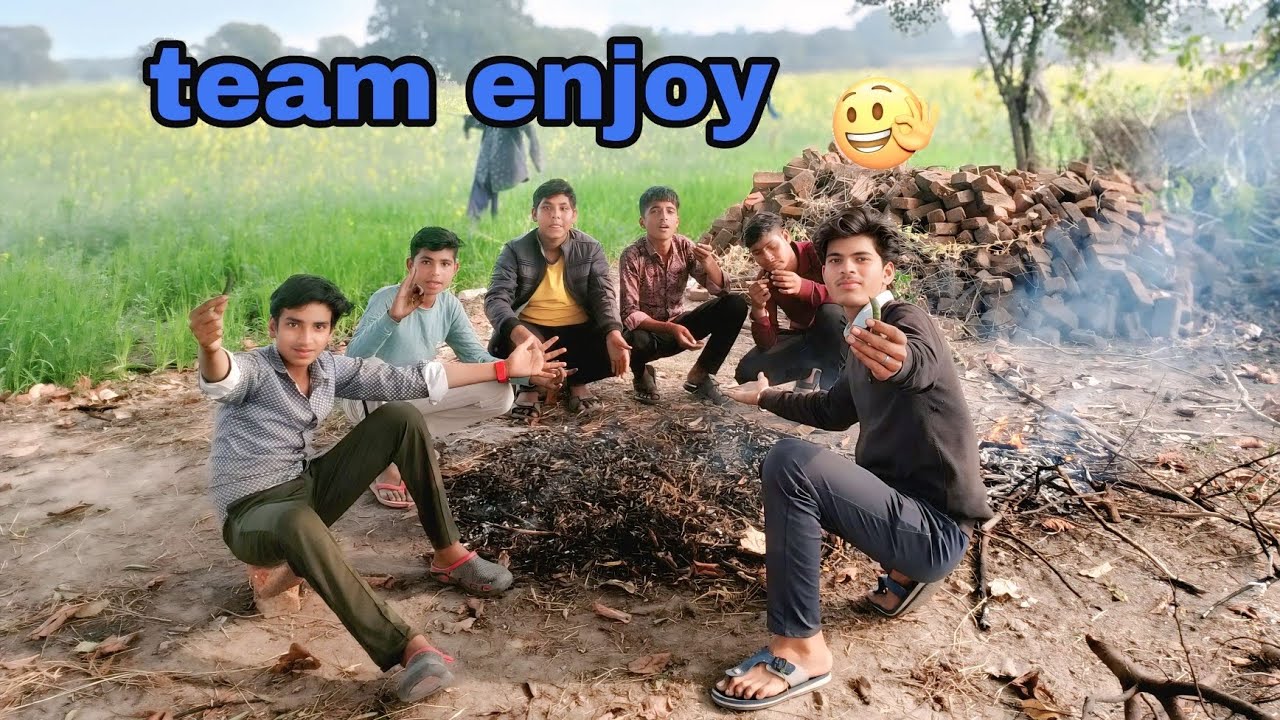 आज गए हम होरा खाने के लिए टीम के साथ👍☺️😀