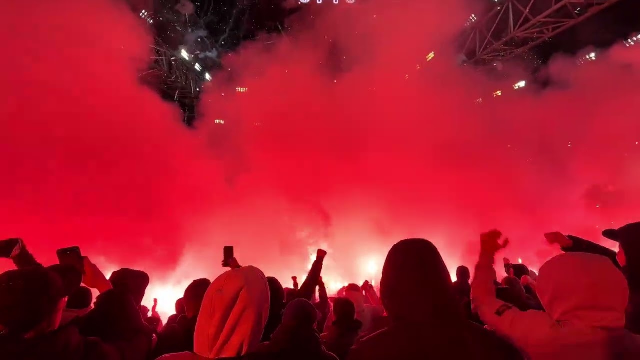 Ajax - FC Groningen 30-11-‘25 F-Side TUM in memoriam