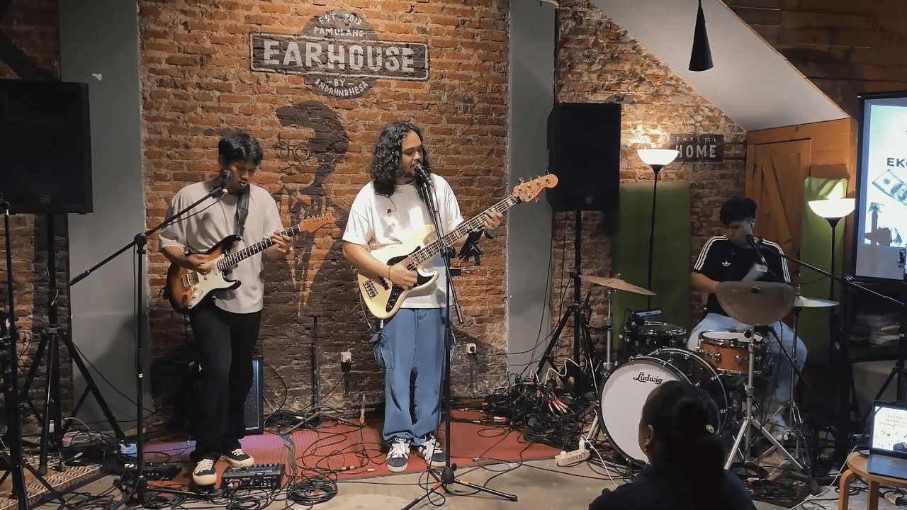 AIB SHOW - Kena Karma - Live at Earhouse