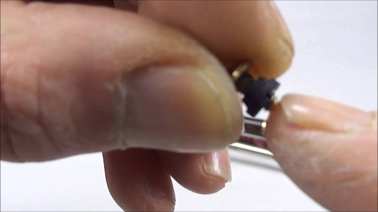 How to remove a Conway Stewart fountain pen clip