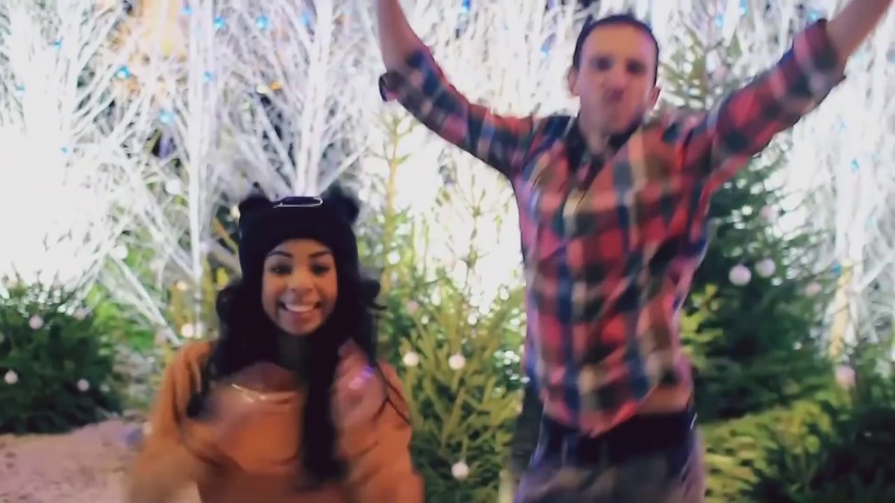 Pharrell Williams - Happy ( FROM ALL AROUND THE WORLD)