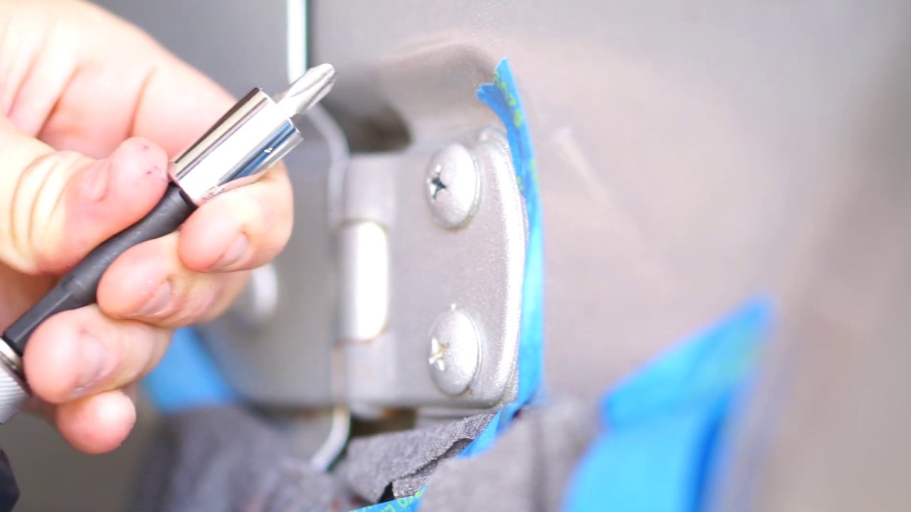 Suzuki Samurai Door Removal