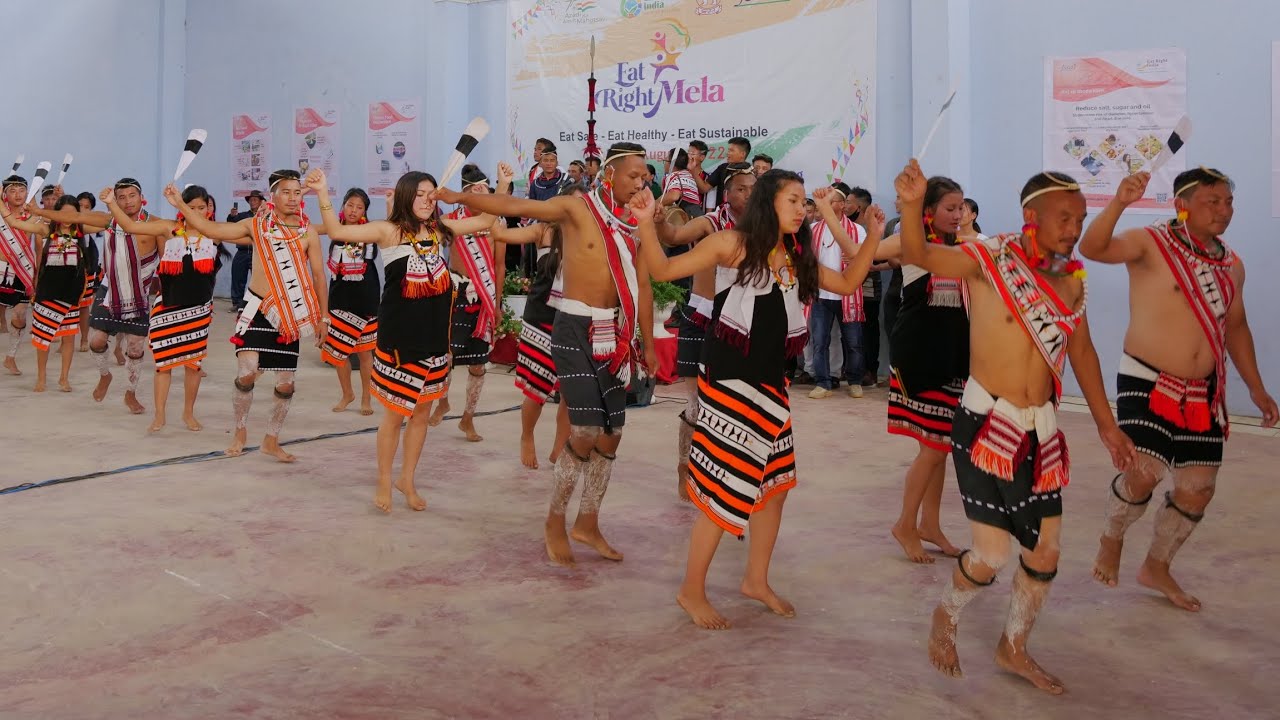 Zeme cultural dance at Eat Right Mela Tamenglong