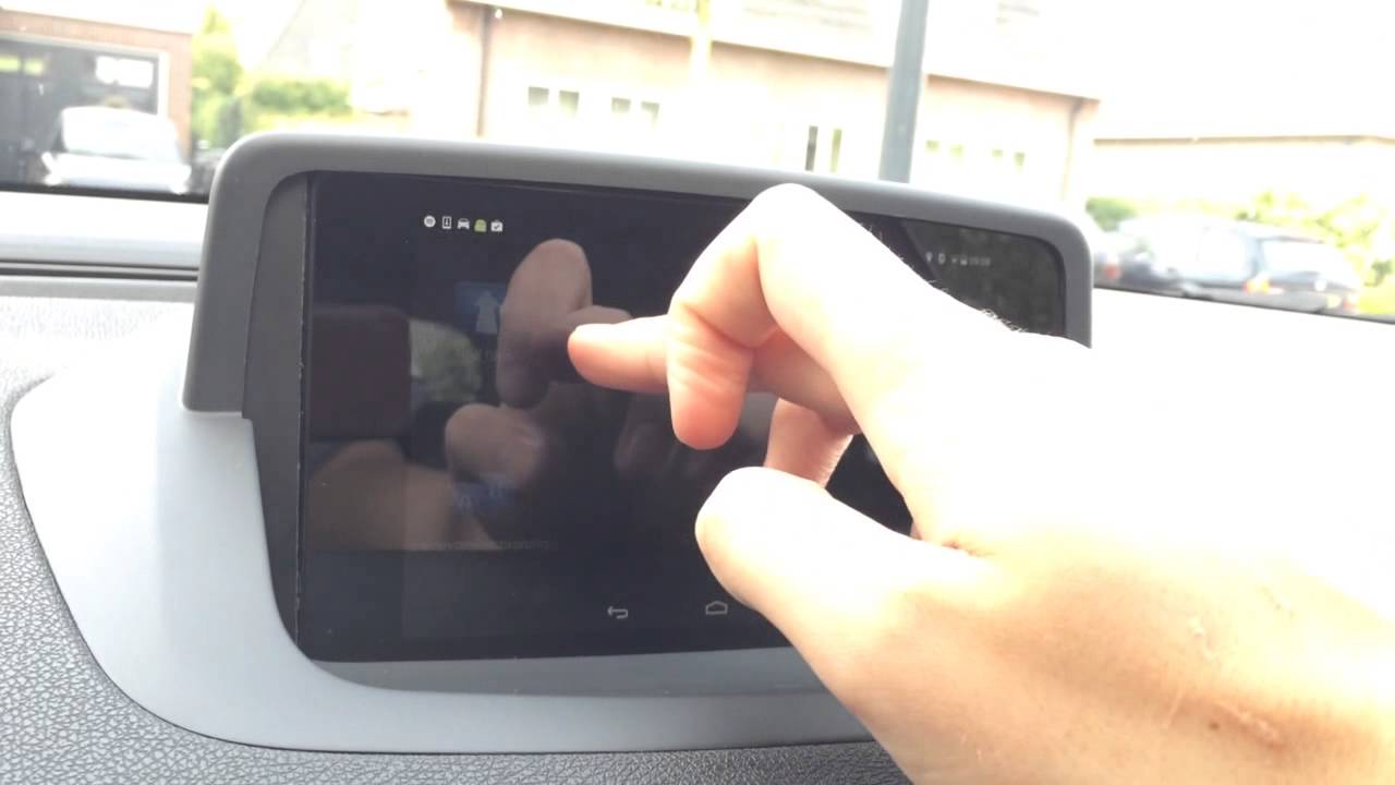 Nexus 7 Car install in Renault Mégane (2013)