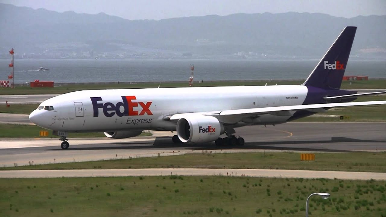 FedEx McDonnell Douglas MD-11F & Boeing 777-200F at Kansai