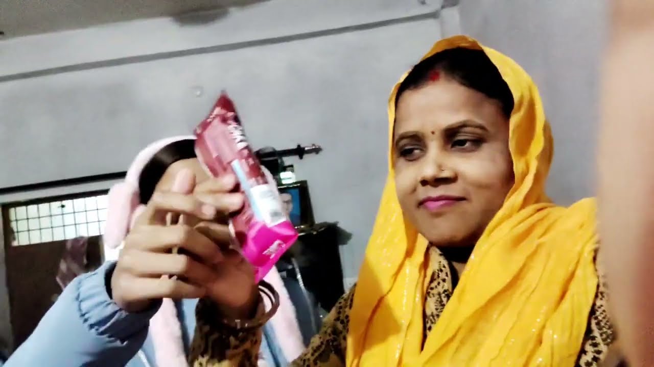 आज हमने इस पैकेट में कुछ नया दिखा🙏🏻🙏🏻 प्लीज सपोर्ट करें 🙏🏻