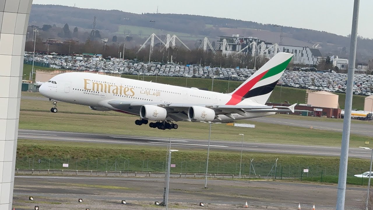 Emirates a380 arriving into Birmingham Airport 17th February 2026