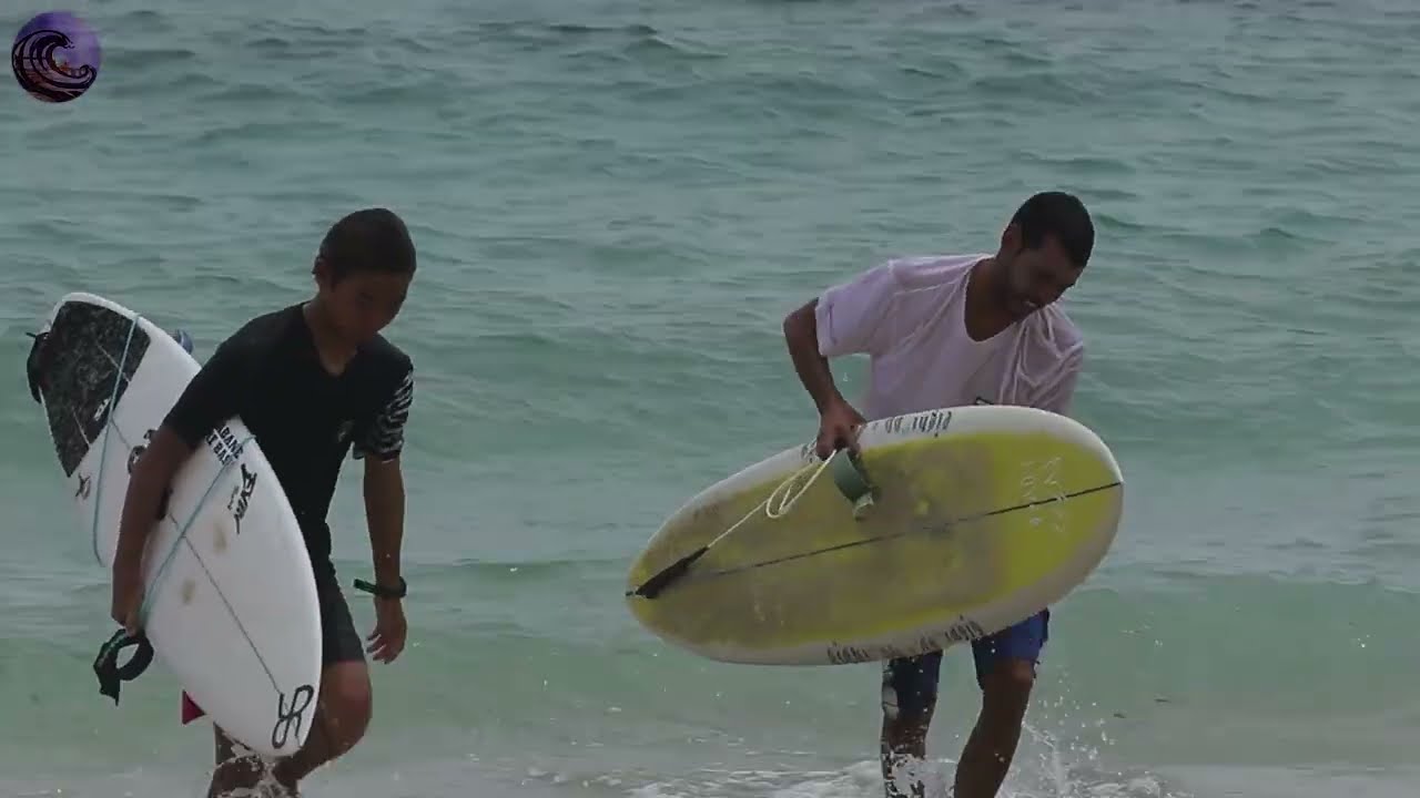 Small wave  But still fun #pandawabeach #surfing #bali #photography #videografer #indonesia #beach