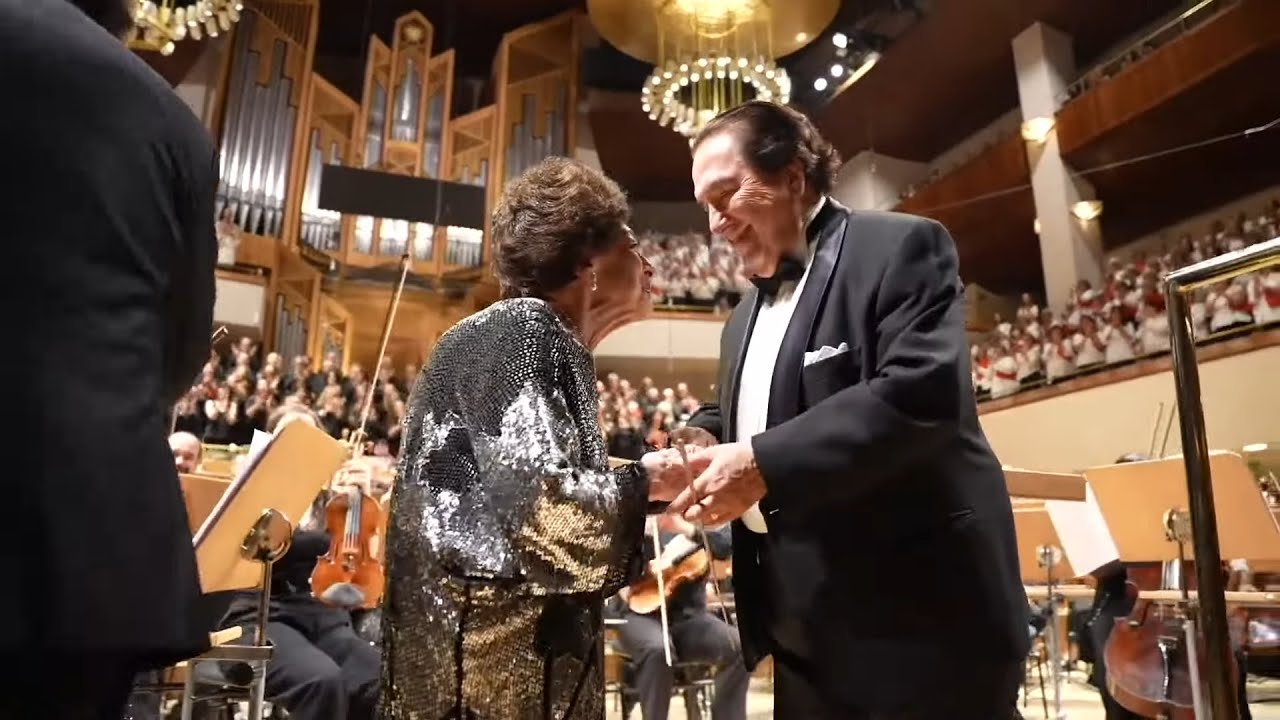 ZAPATEADO. P. Sarasate. Director: Enrique Gª Asensio. Castañuelas: LUCERO TENA.
