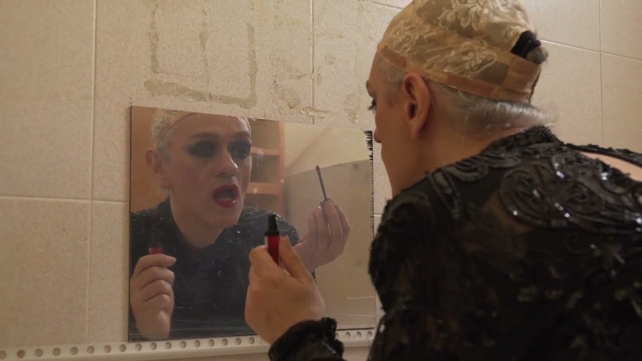 Jo, travesti - teaser