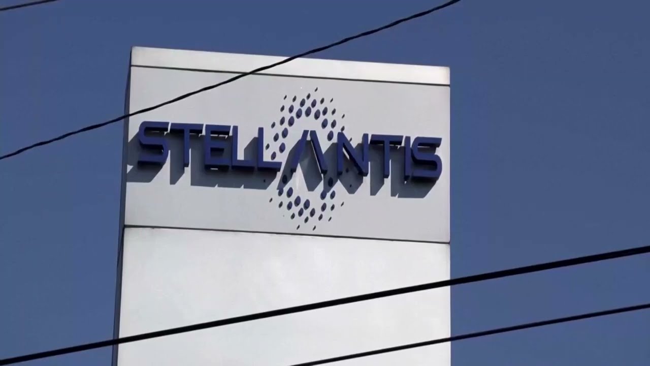 Stellantis expects $2.7 billion first half loss as tariffs hit | REUTERS