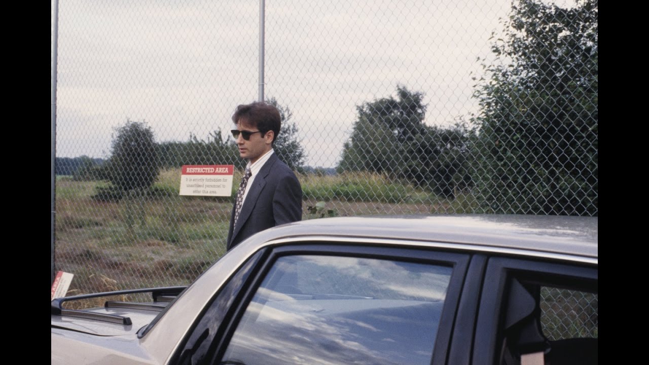 Mark Snow - Confrontation (The X-Files: Deep Throat - 01X01)
