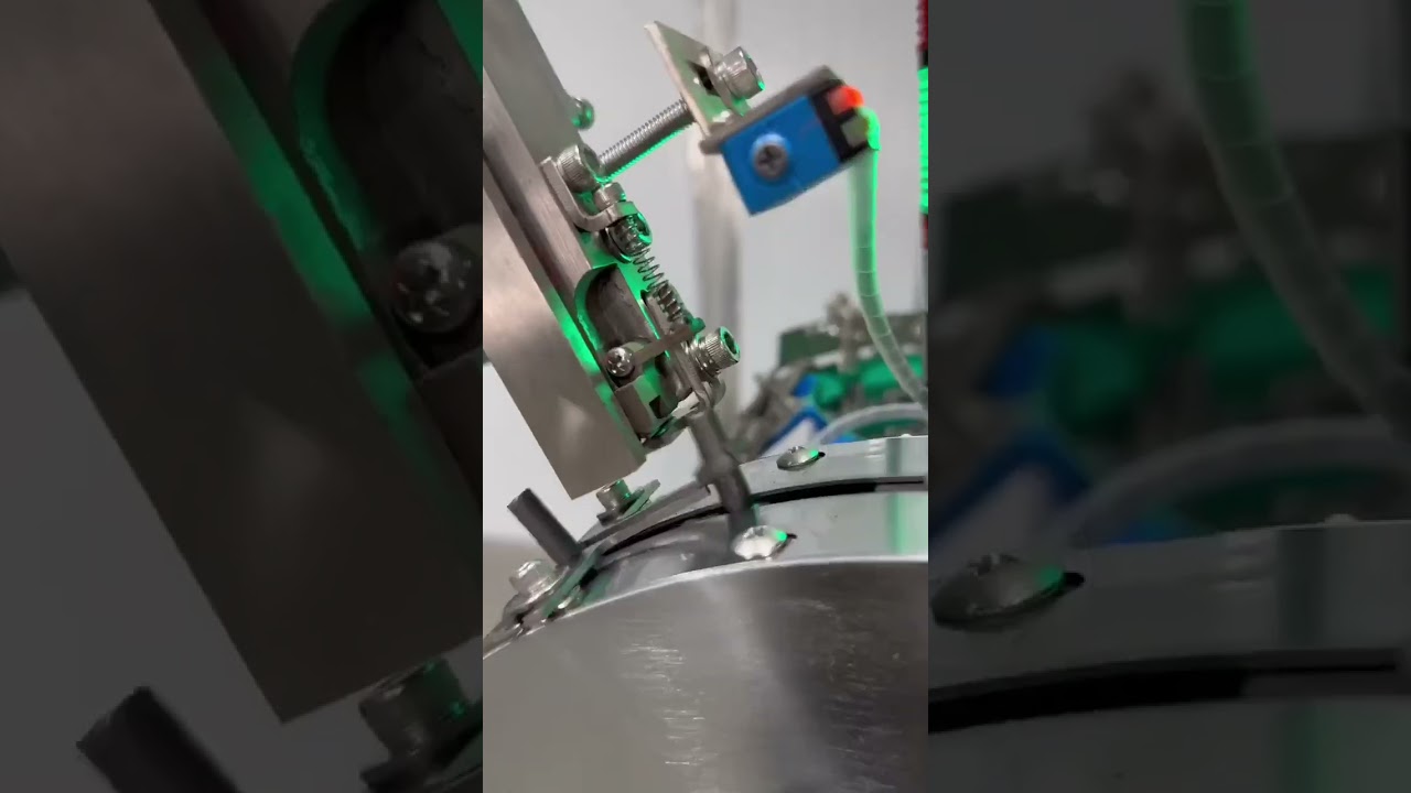 M8x40 bolt spring washer assembly machine
