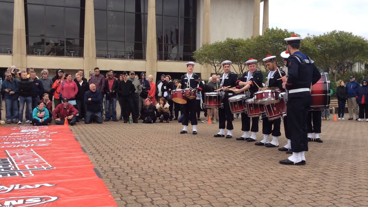 Bagad De Lann Bihoue vs Closkelt, Scots Guards, and 8 Wing
