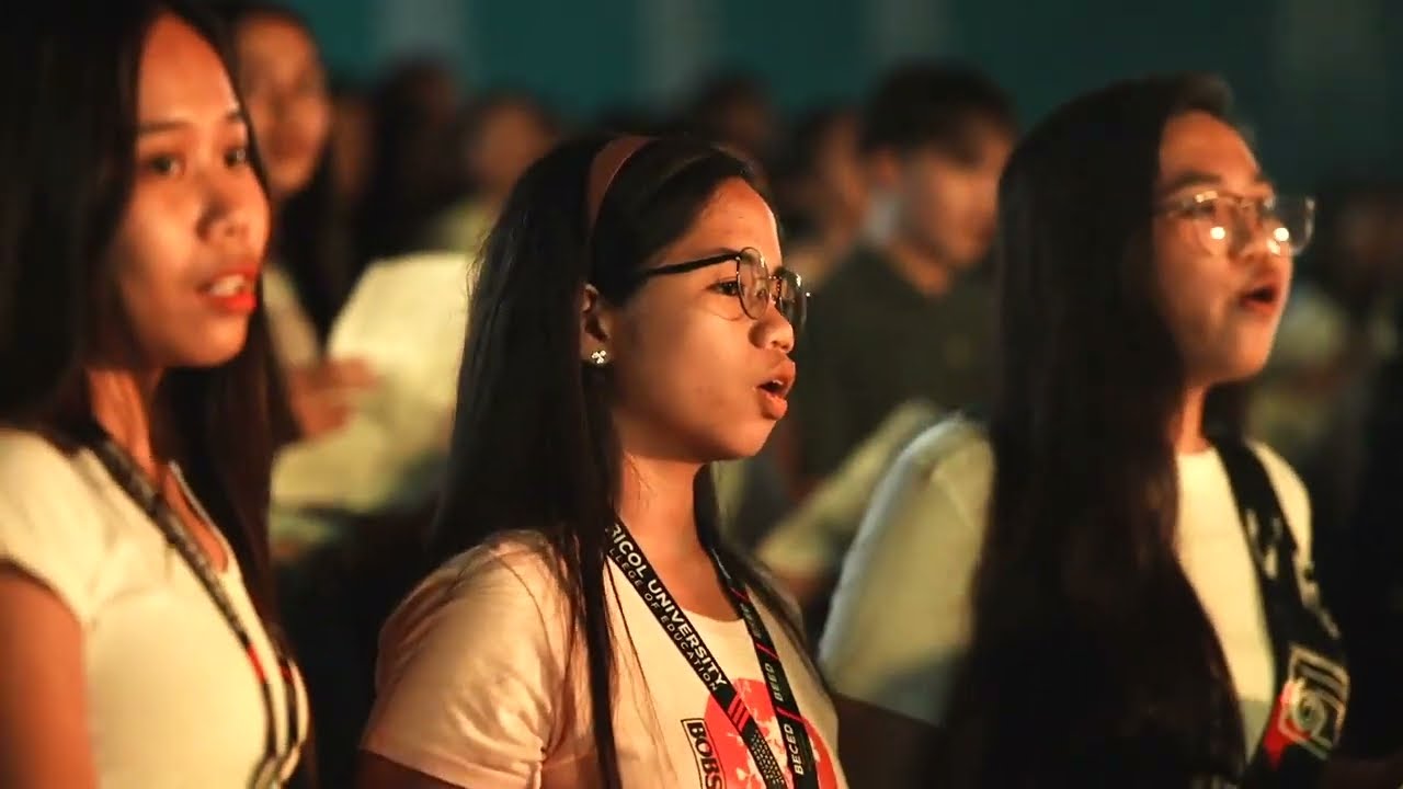KOROplus Upuan x Sirena (A homage to Gloc-9)