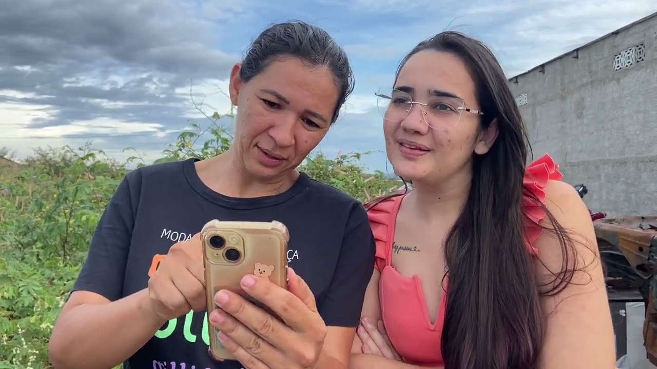 Claudinha não prestou atenção no anúncio e olha que decepção ela passou 😂
