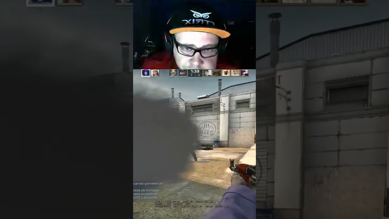 SPRAYz&atilde;o  #csgo #csgoclips #csgolive #csgohighlights #csgostream #twitch #twtichclips #shorts