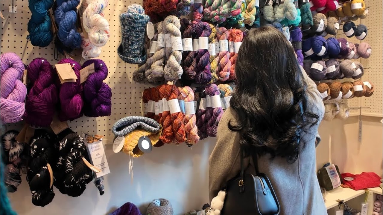 Reading vlog | finding joy in learning again & knitting updates