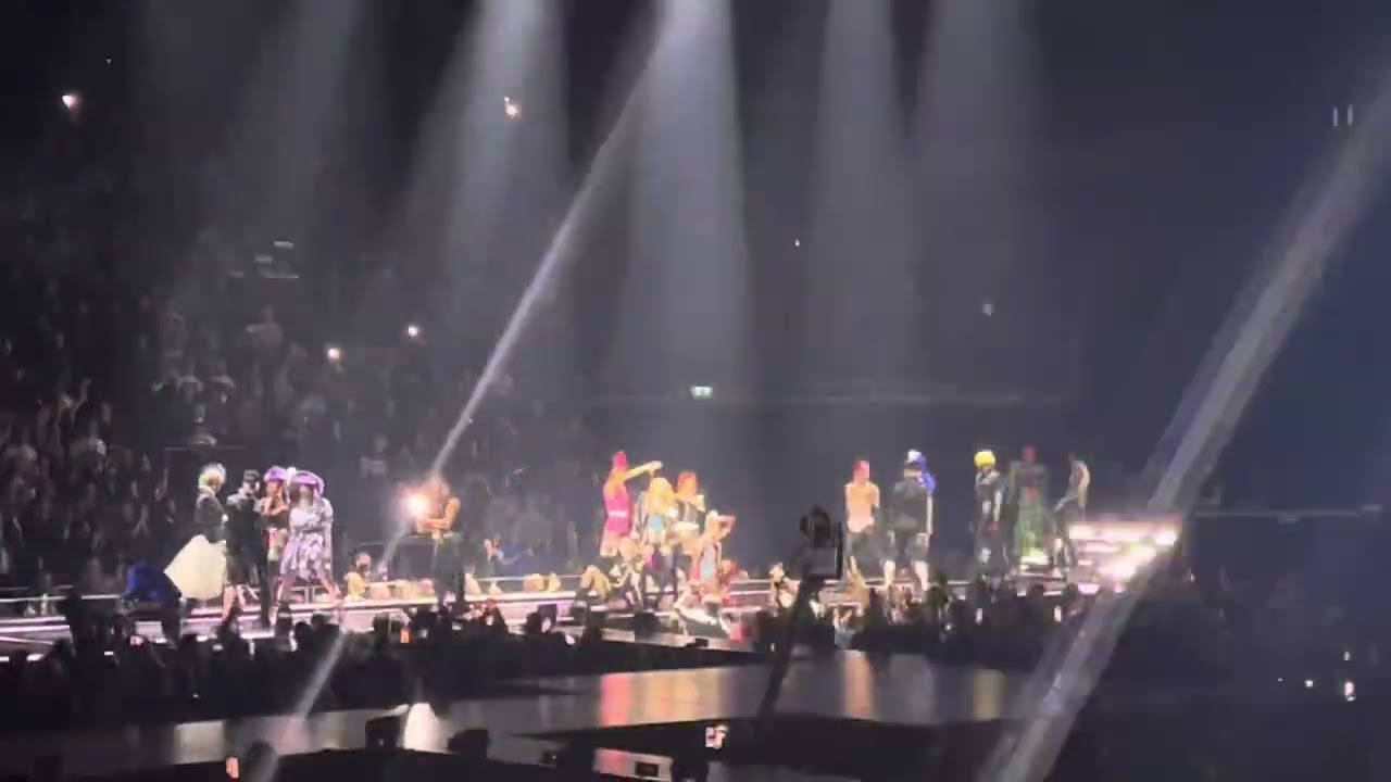 Madonna - Into the Groove - Celebration Tour - Live O2