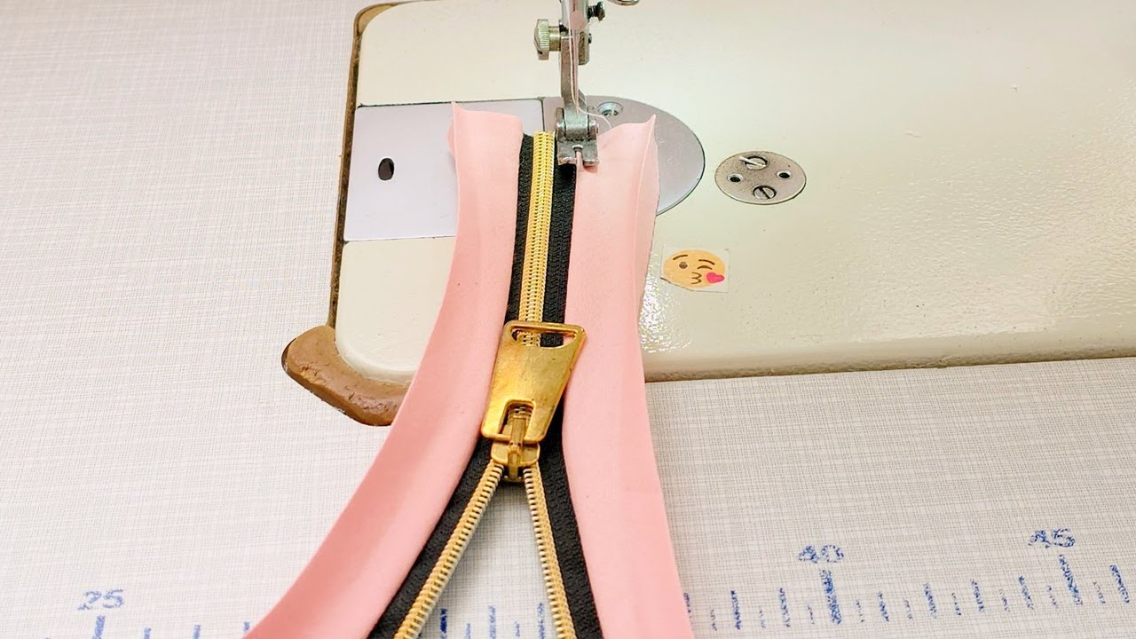 Step by Step Creative Sewing Tutorial Toiletry Bag 