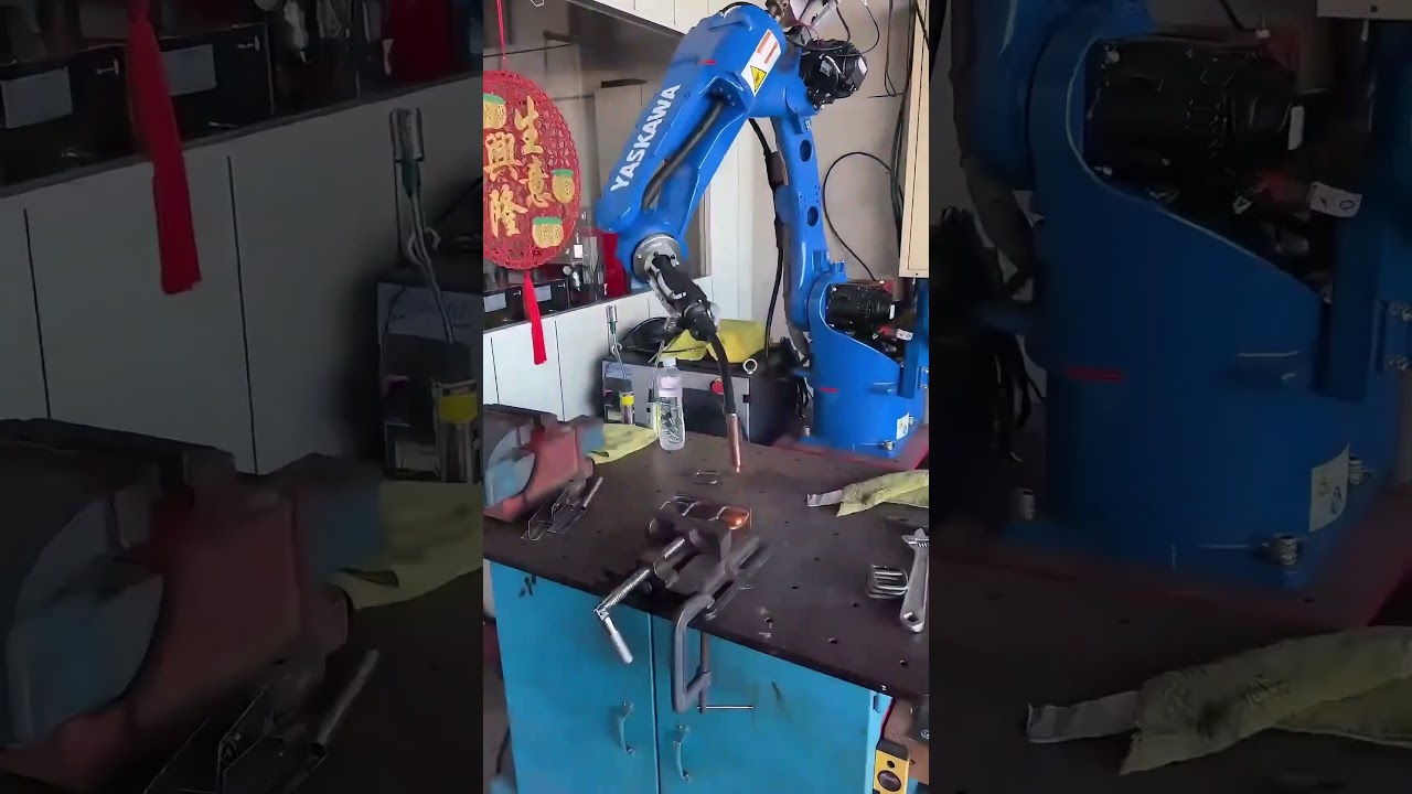 Robotic laser welding machine 