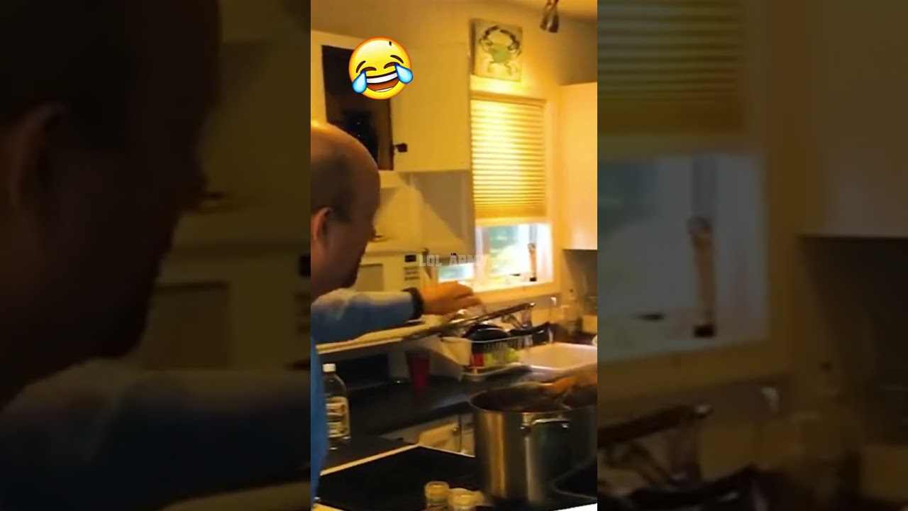 Mr CRABS REVENGE! Man Screams!! #funnyanimals #karma