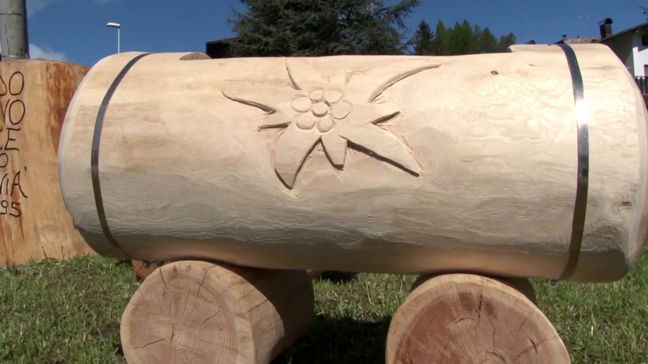 FIORIERE IN TRONCHI DI LEGNO MASSICCIO, ARREDO GIARDINO DOLOMITI