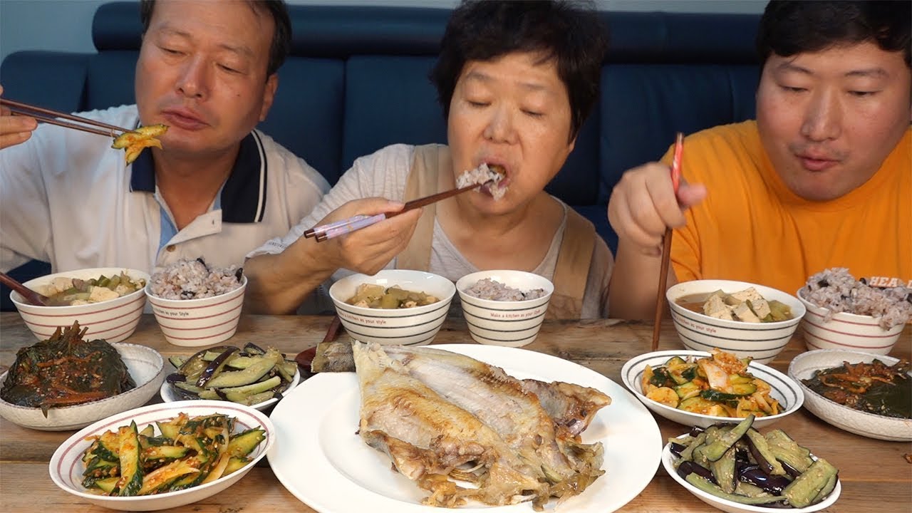 생선구이와 된장찌개, 나물무침으로 구성한 푸짐한 집밥~ 요리&먹방!! - Mukbang eating show