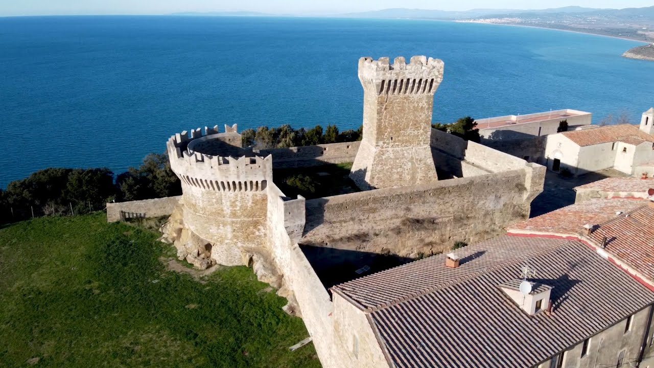 Rock of Populonia, Populonia, Piombino, Livorno, Tuscany, Italy, Europe
