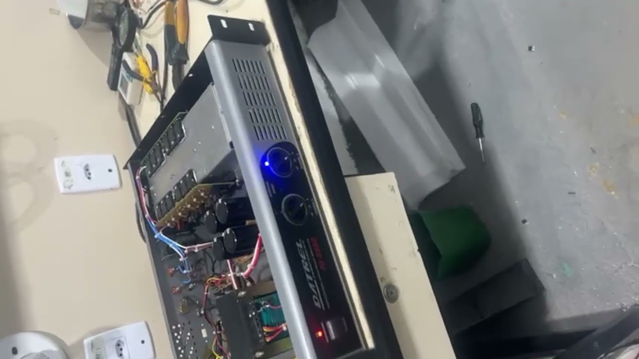 REVITALIZANDO AMPLIFICADOR: DATREL PA8000