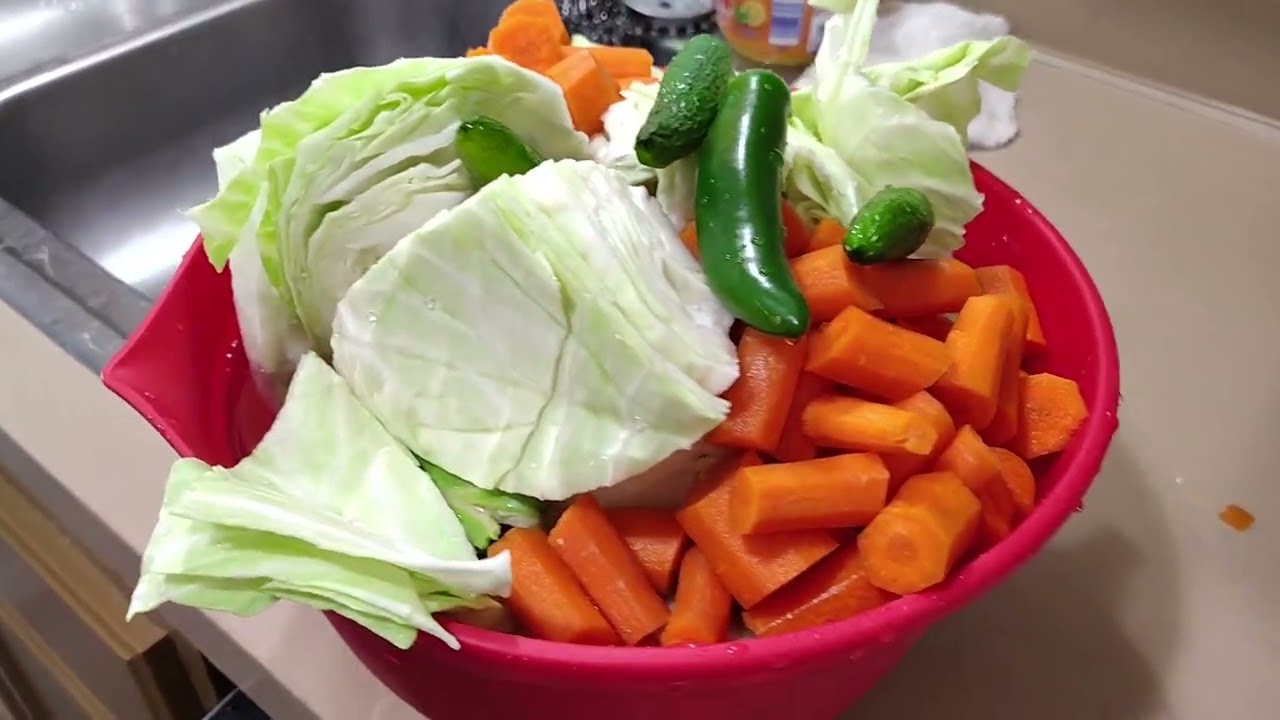 Preparando un de licioso caldo de res 👩‍🎓👩‍🍳🍲